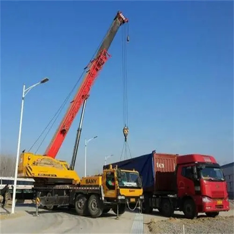 藁城吊车出租吊装大件的时候的注意事项